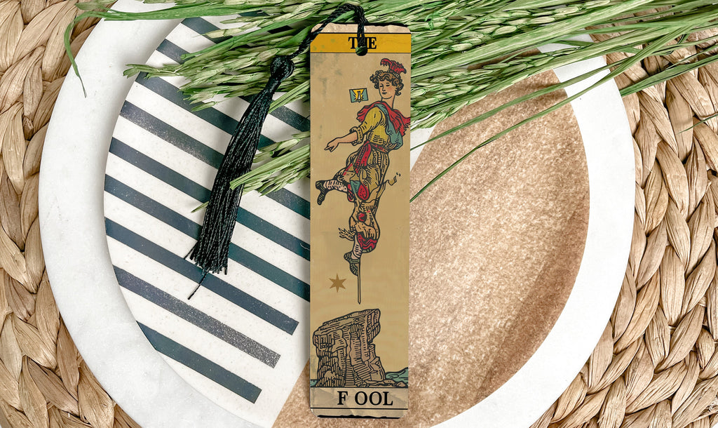 The Fool Tarot Card Bookmark, Metal Bookmark, Unique Gift, Tarot Lover, Spiritual Reading Accessory — photo 3
