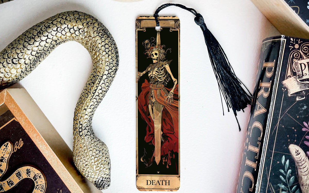 Death Tarot Card Bookmark, Transformative Figure, Metal Bookmark, Tarot Card Design, Unique Reading Accessory — photo 2