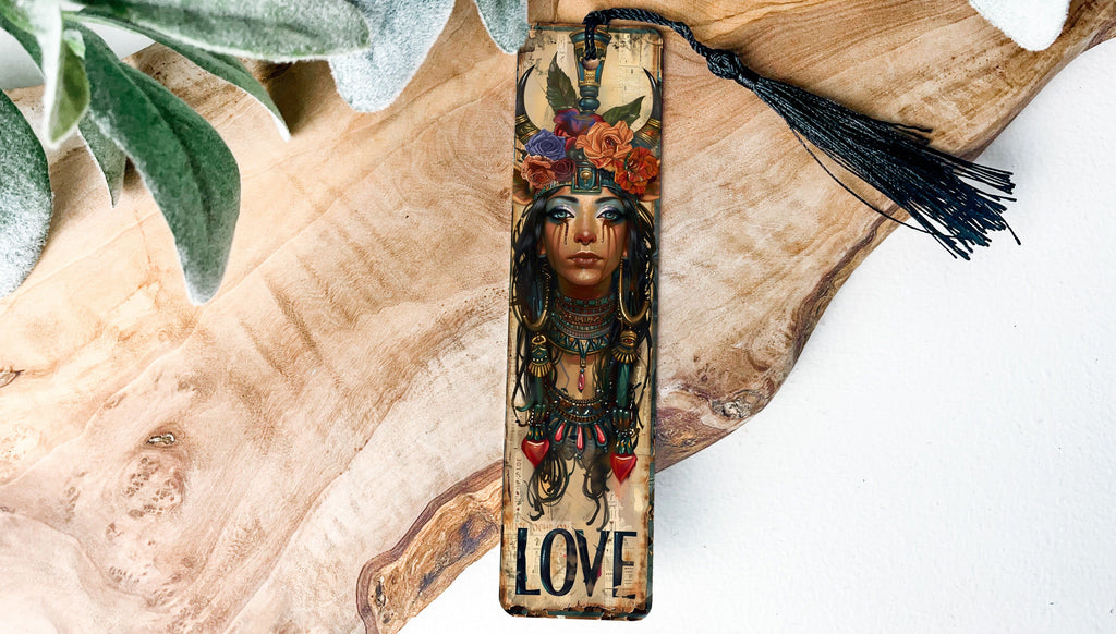 Hathor Goddess Bookmark, Egyptian Love Symbol, Cow Headdress Design, Metal Bookmark, Unique Book Accessory — photo 3