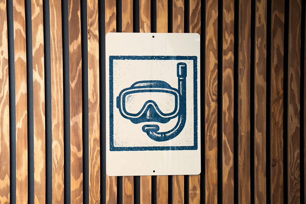 Vintage Snorkel Mask Metal Sign – Scuba Diving Wall Art, Nautical Decor, Retro Diving Helmet Stamp Style Print — photo 4