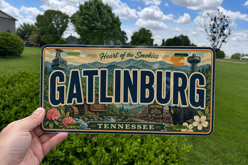 Gatlinburg Tennessee Metal License Plate Sign Travel Poster Souvenir Smoky Mountains Vacation Decor — photo 2